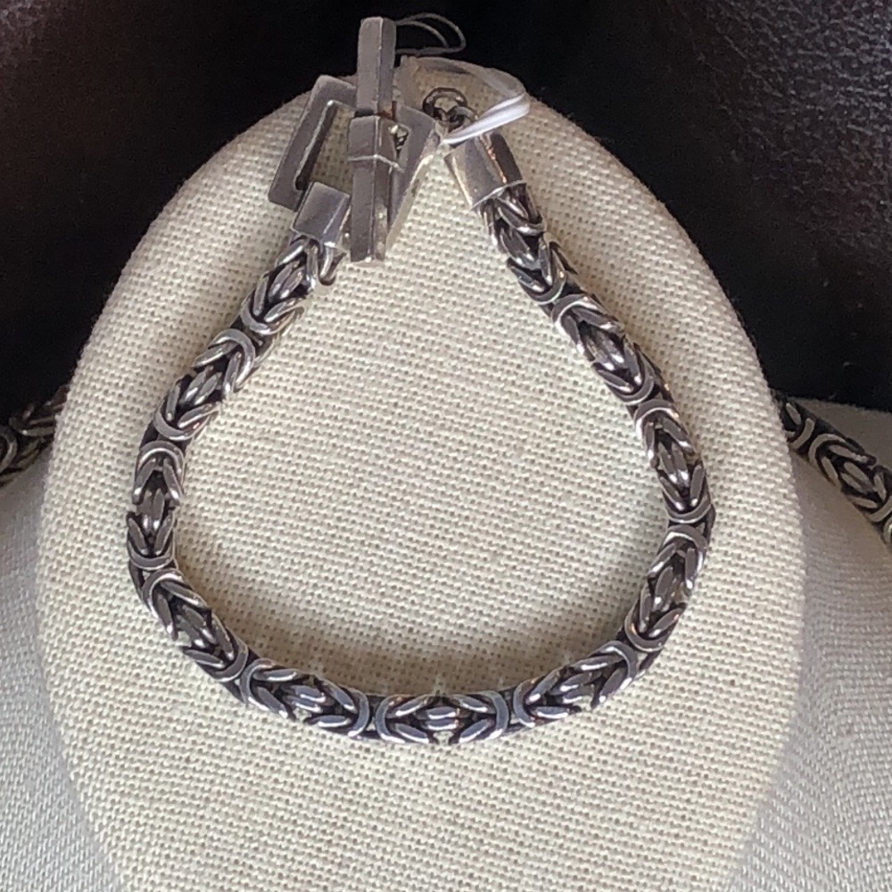LOIS HILL Sterling Silver Byzantine Toggle Necklace and Bracelet Set - Picture 4 of 17